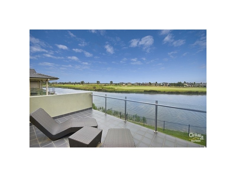 28 Lakeside Dve, Sandhurst VIC 3977