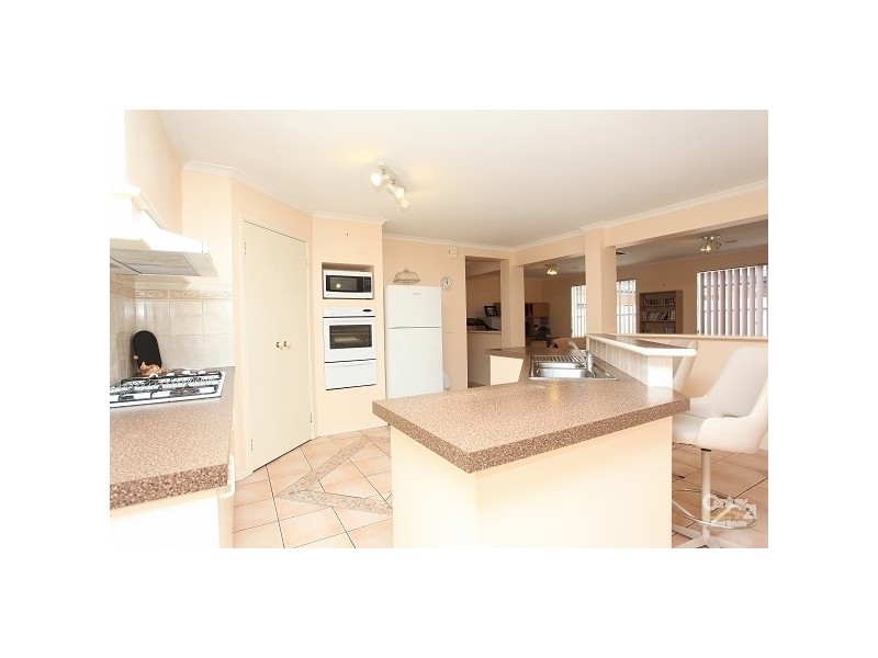 78 Harbour Dve, Patterson Lakes VIC 3197