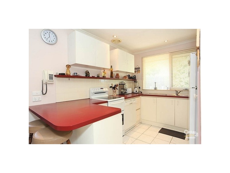 225 Hall Road, Skye VIC 3977