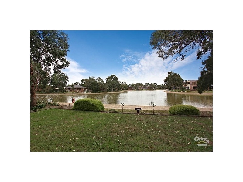 13 Gladesville Boulevard, Patterson Lakes VIC 3197