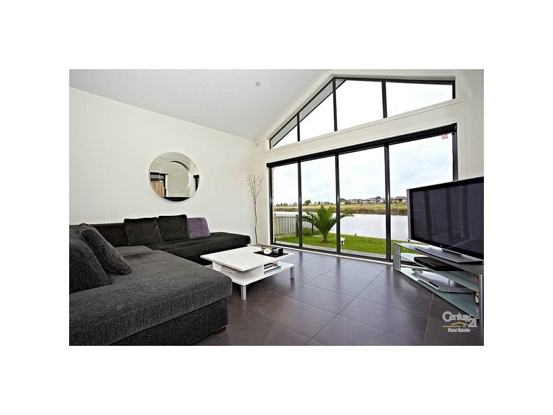 28 Quarterdeck Road, Sandhurst VIC 3977