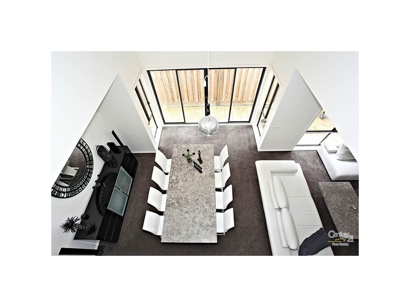 28 Quarterdeck Road, Sandhurst VIC 3977