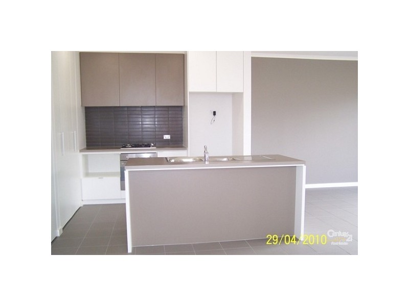 27 Edgbaston Way, Mulgrave VIC 3170