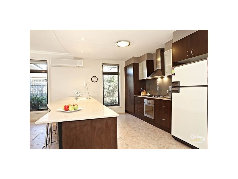 11 Cunningham Crescent, Sandhurst VIC 3977