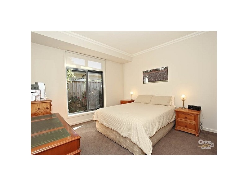 11 Cunningham Crescent, Sandhurst VIC 3977