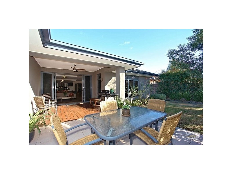 11 Cunningham Crescent, Sandhurst VIC 3977