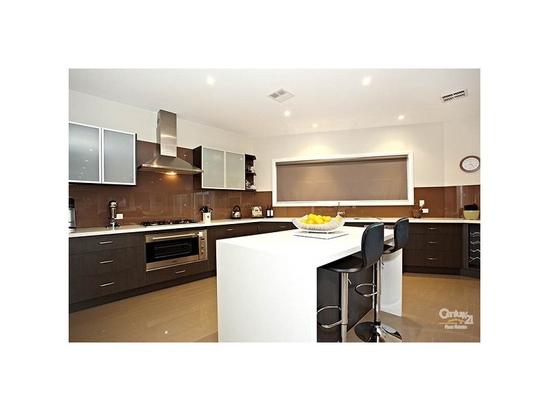 24 Riverside West, Patterson Lakes VIC 3197