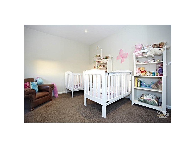 24 Riverside West, Patterson Lakes VIC 3197