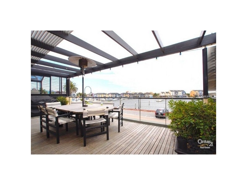 72 North Shore Drive, Patterson Lakes VIC 3197