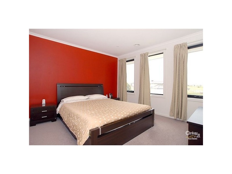 15 Wetlands Drive, Patterson Lakes VIC 3197