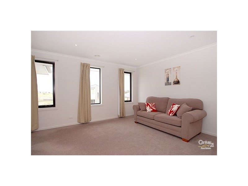 15 Wetlands Drive, Patterson Lakes VIC 3197