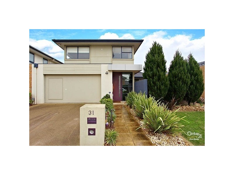 31 Barton Dve, Sandhurst VIC 3977