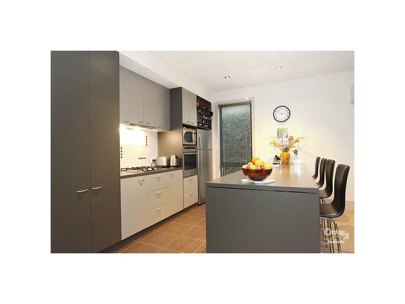 31 Barton Dve, Sandhurst VIC 3977