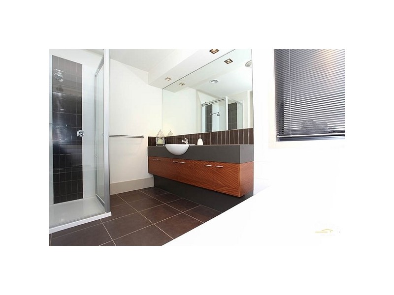 31 Barton Dve, Sandhurst VIC 3977