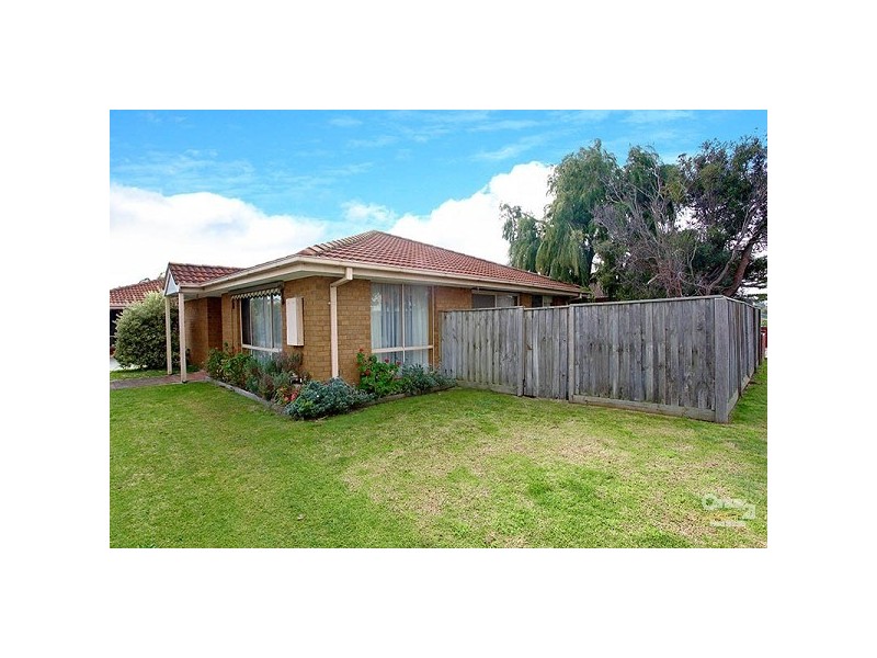 1/27 Swan Walk, Chelsea VIC 3196