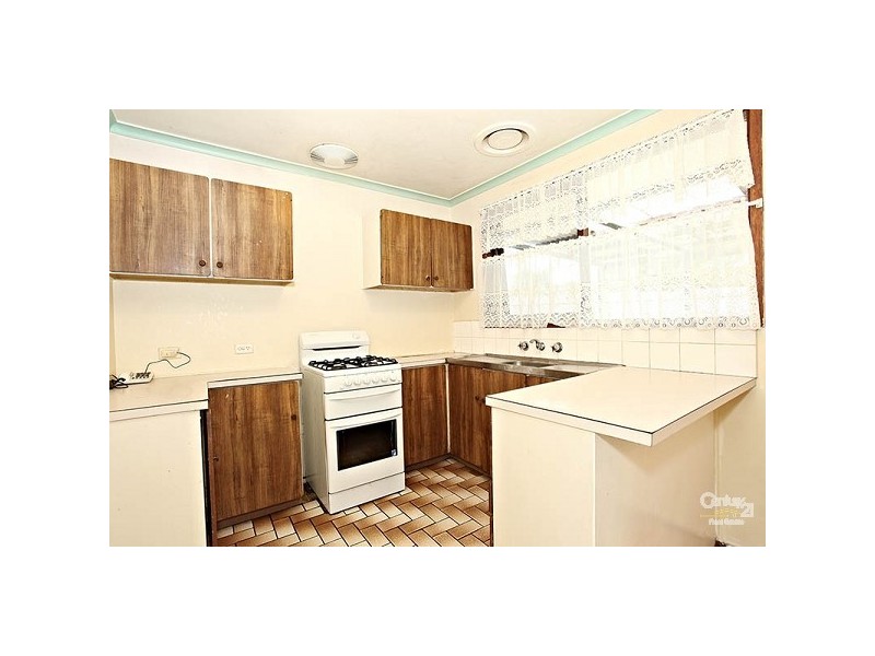 8 Adelong Court, Patterson Lakes VIC 3197