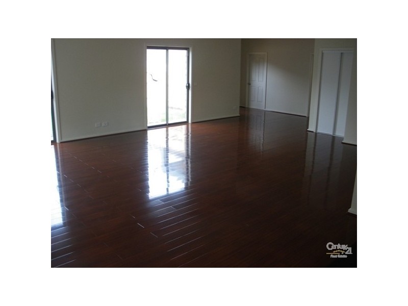 3/5 Serra Close, Langwarrin VIC 3910