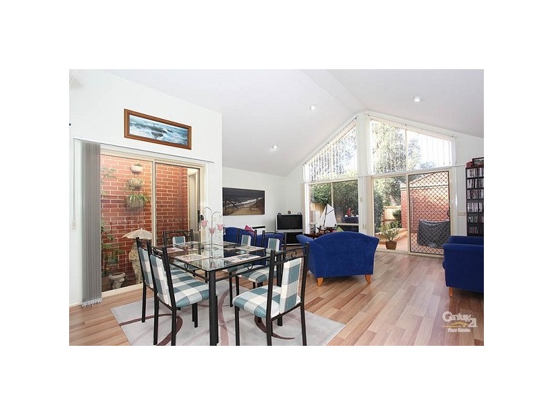 120 Railway Parade, Seaford VIC 3198