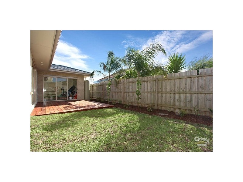 2/81 McLeod Road, Carrum VIC 3197