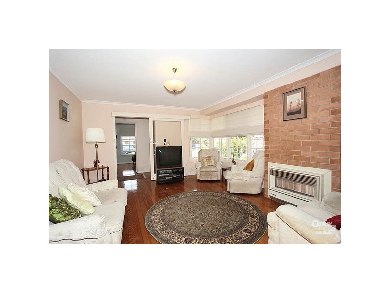73 Park Street, Seaford VIC 3198