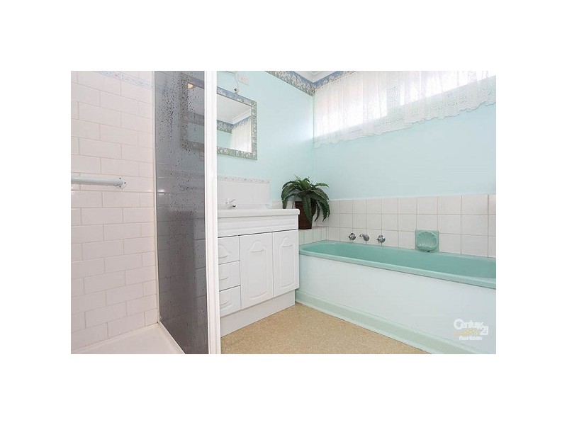 73 Park Street, Seaford VIC 3198