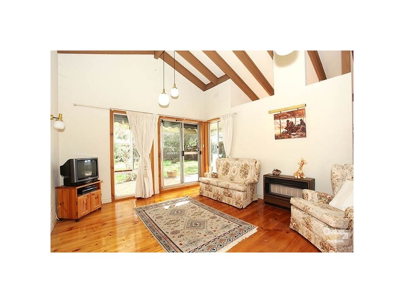 73 Park Street, Seaford VIC 3198