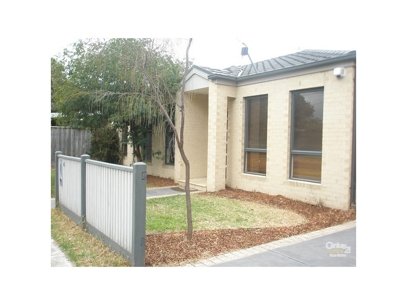 4 Coolibar Avenue, Seaford VIC 3198