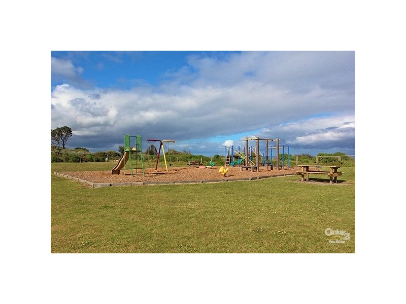 12 Eel Race Road, Seaford VIC 3198