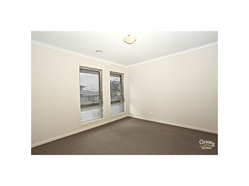 22 Quarterdeck Road, Sandhurst VIC 3977