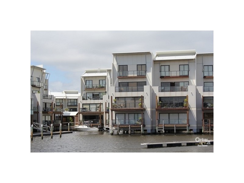 35/117 McLeod Road, Patterson Lakes VIC 3197