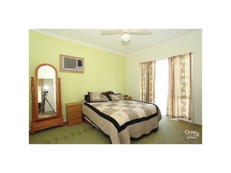 111 Rosslyn Avenue, Seaford VIC 3198