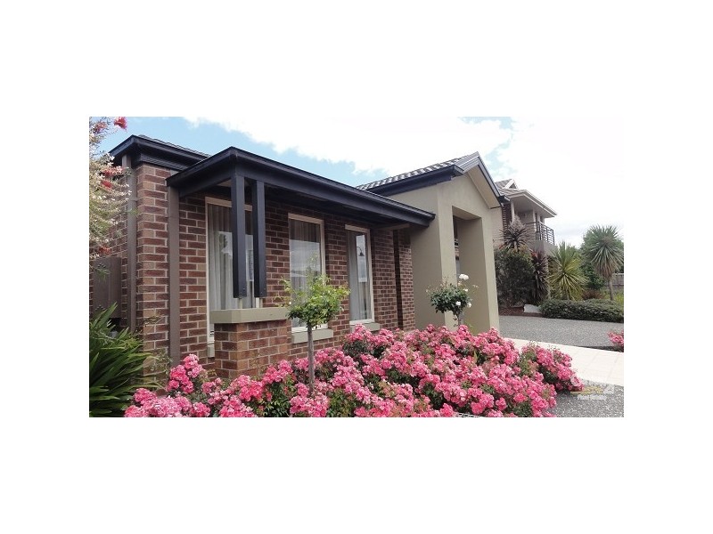 4 Peledora Place, Lyndhurst VIC 3975