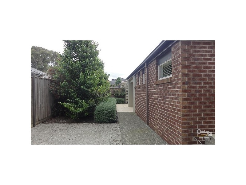 4 Peledora Place, Lyndhurst VIC 3975