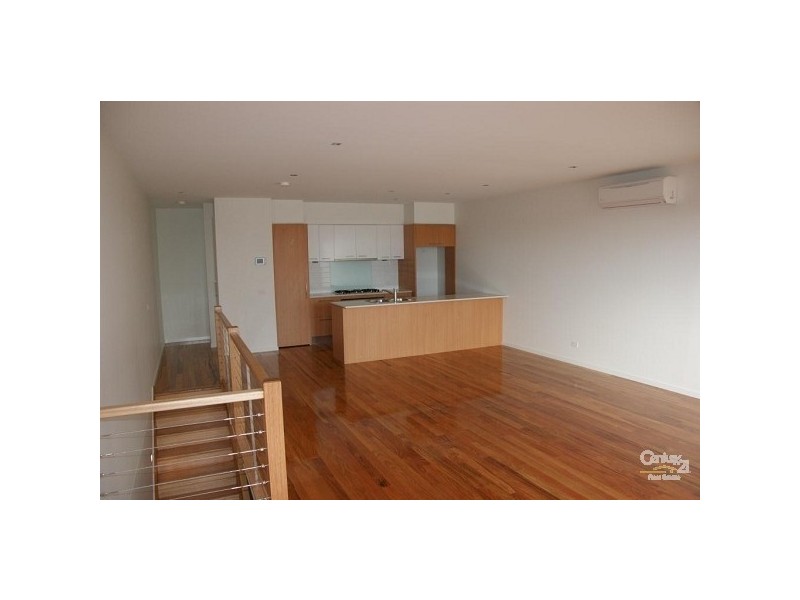 18 Silverbank Grove, Mentone VIC 3194