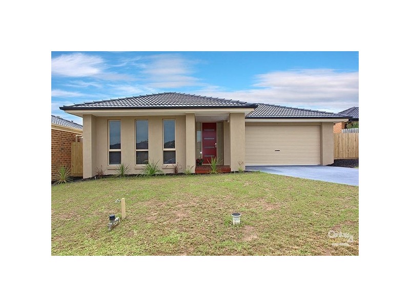 11 Mina Court, Carrum Downs VIC 3201