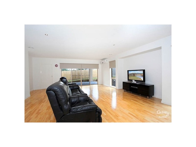 11 Mina Court, Carrum Downs VIC 3201