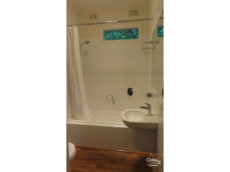 8 Victoria Parade, Frankston VIC 3199