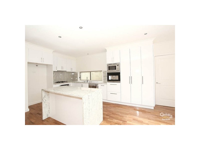 2/81 McLeod Road, Carrum VIC 3197