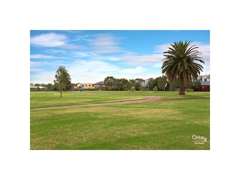 14 Tiller Lane, Patterson Lakes VIC 3197