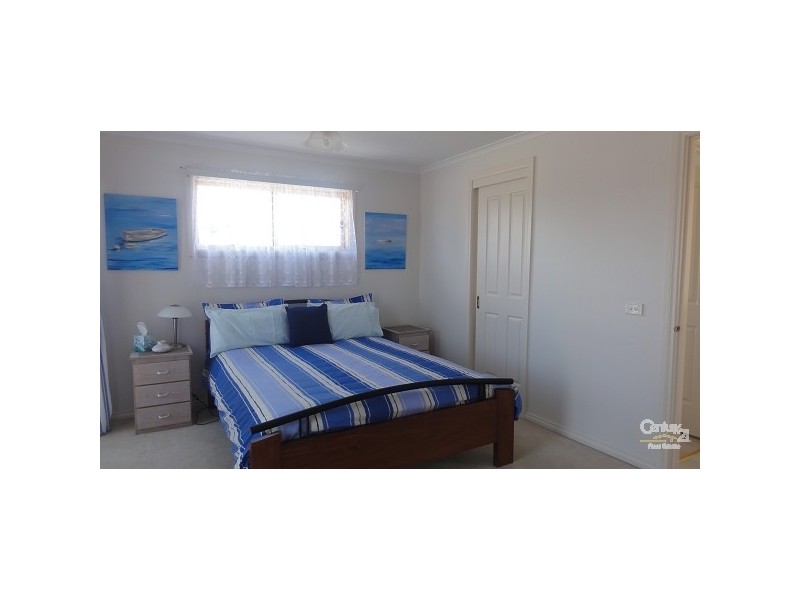 5a Daniel Close, Patterson Lakes VIC 3197