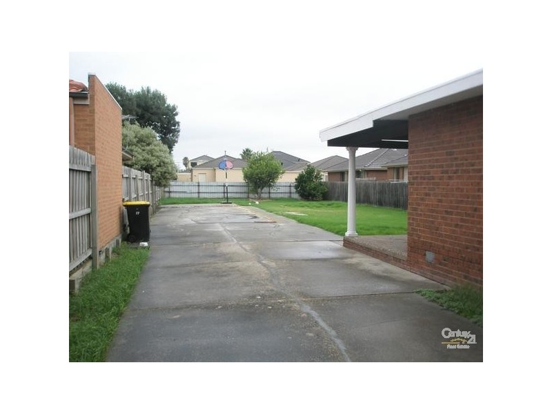 27 Myola St, Carrum VIC 3197