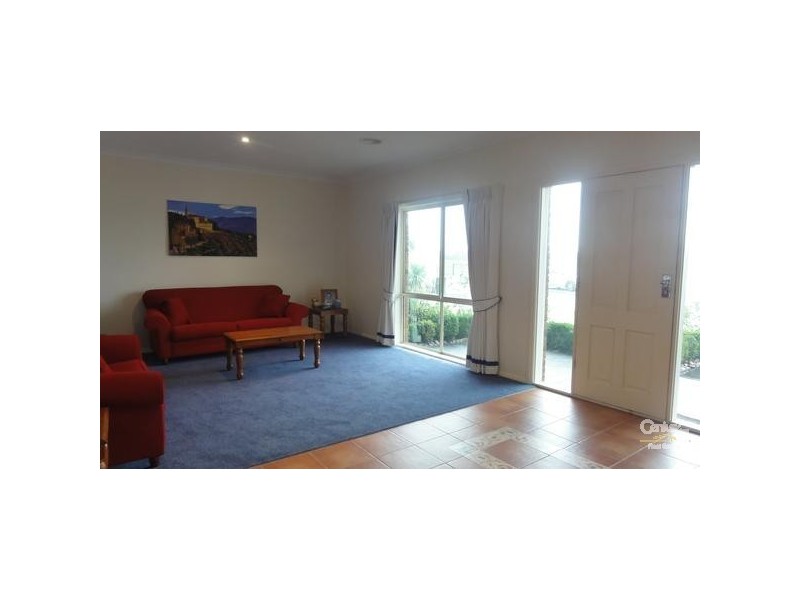 1 Trinity Court, Patterson Lakes VIC 3197