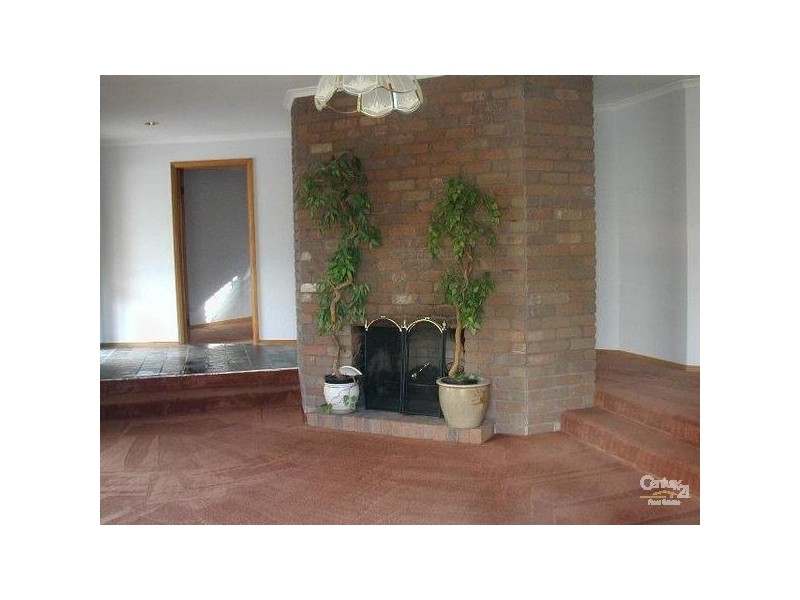 8 Cunningham Close, Aspendale Gardens VIC 3195