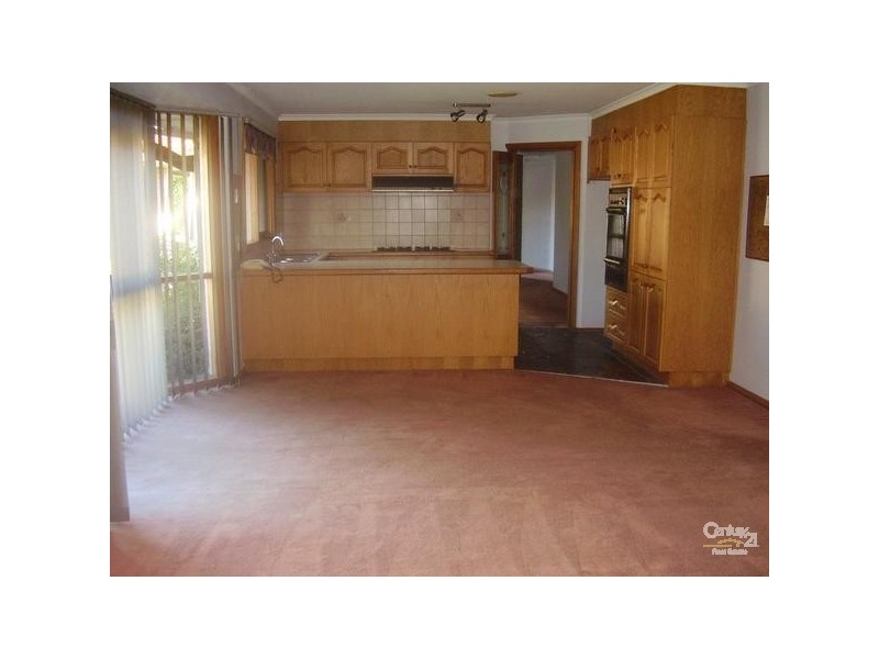 8 Cunningham Close, Aspendale Gardens VIC 3195