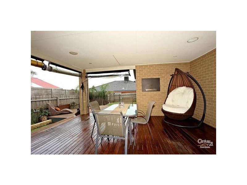 25 Diamond Parade, Skye VIC 3977