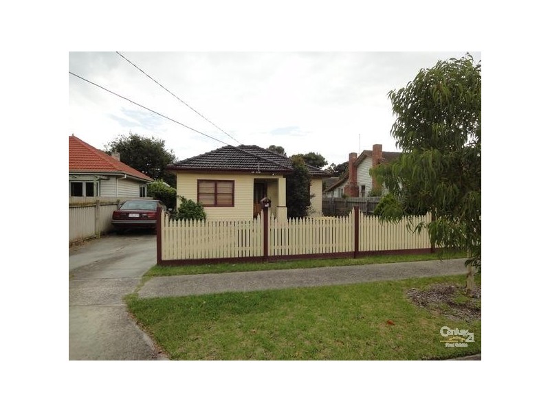 18 Emma Street, Carrum VIC 3197