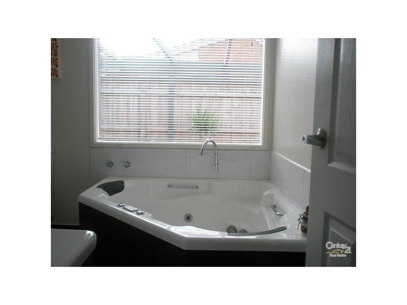 179 Gladesville Blvd, Patterson Lakes VIC 3197