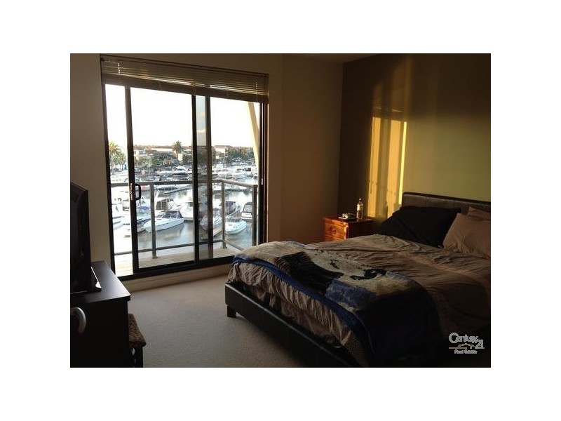 65/117 McLeod Road, Patterson Lakes VIC 3197
