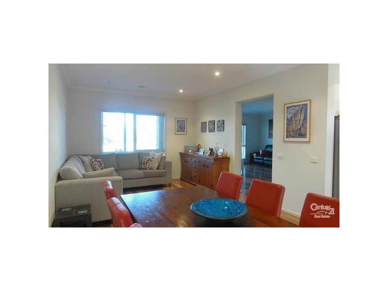 10 Ferrier Grove, Bonbeach VIC 3196