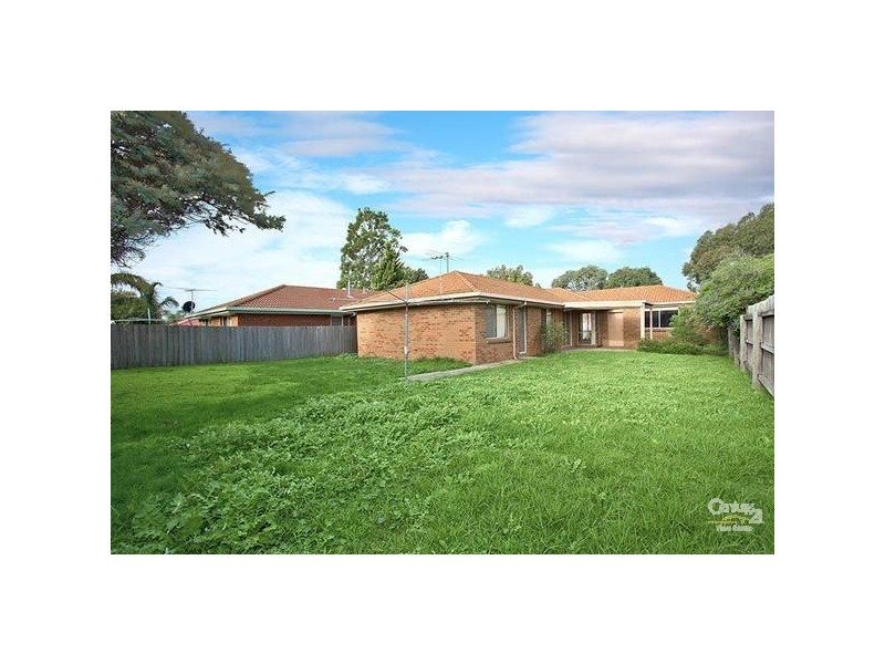 28 Wildoer Drive, Aspendale Gardens VIC 3195